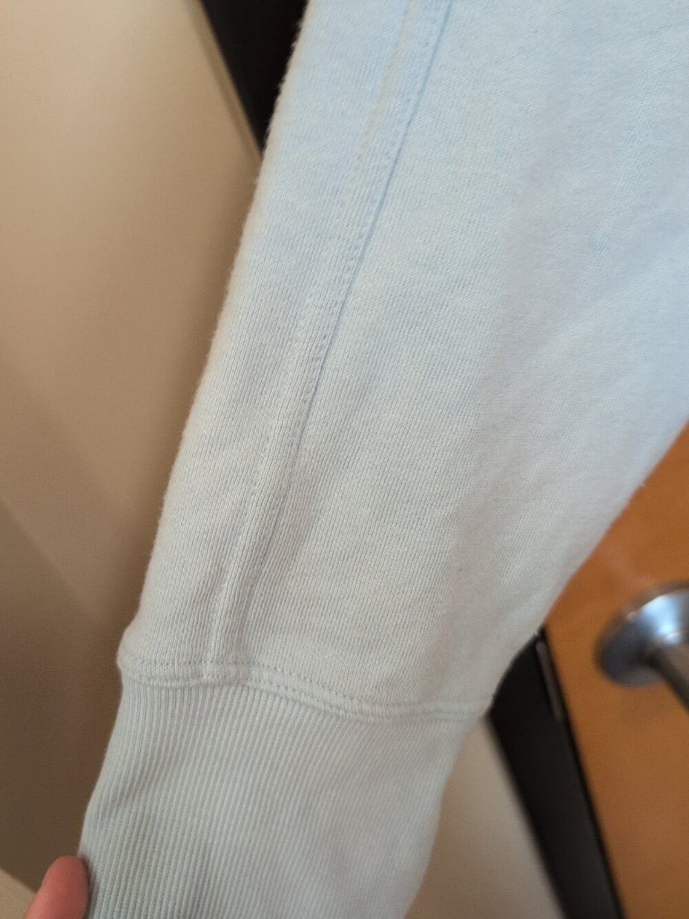 DKNY Sweater Women's XXL Light Blue Crewneck Fleece Pullover Logo Solid EUC - Picture 5 of 8